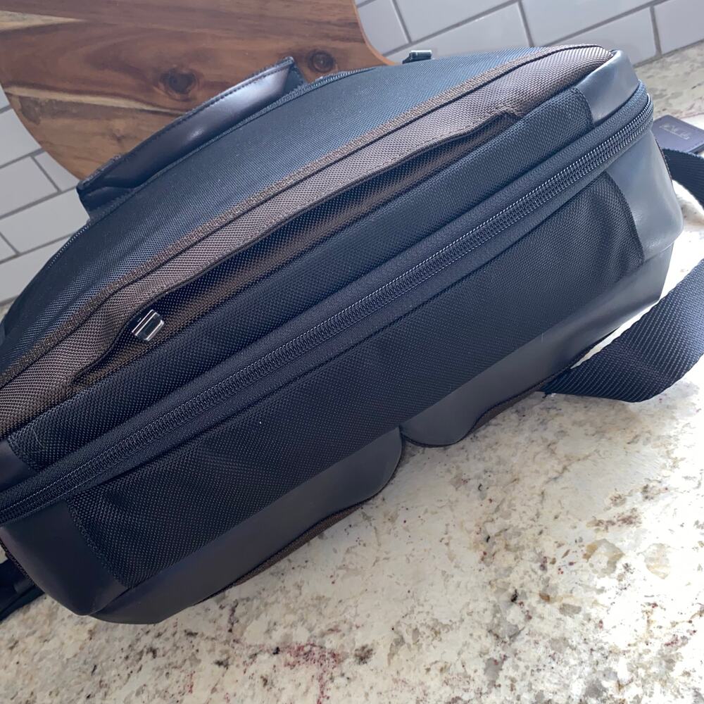 TUMI $399 Alpha Bravo Andersen Slim Commuter Briefcase Ballistic Black Brown EUC - Picture 14 of 16